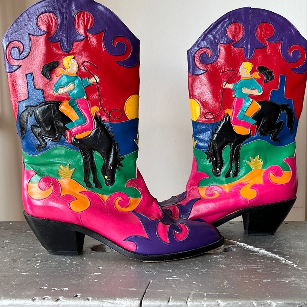 Vintage Cowboy Boots bucking horse